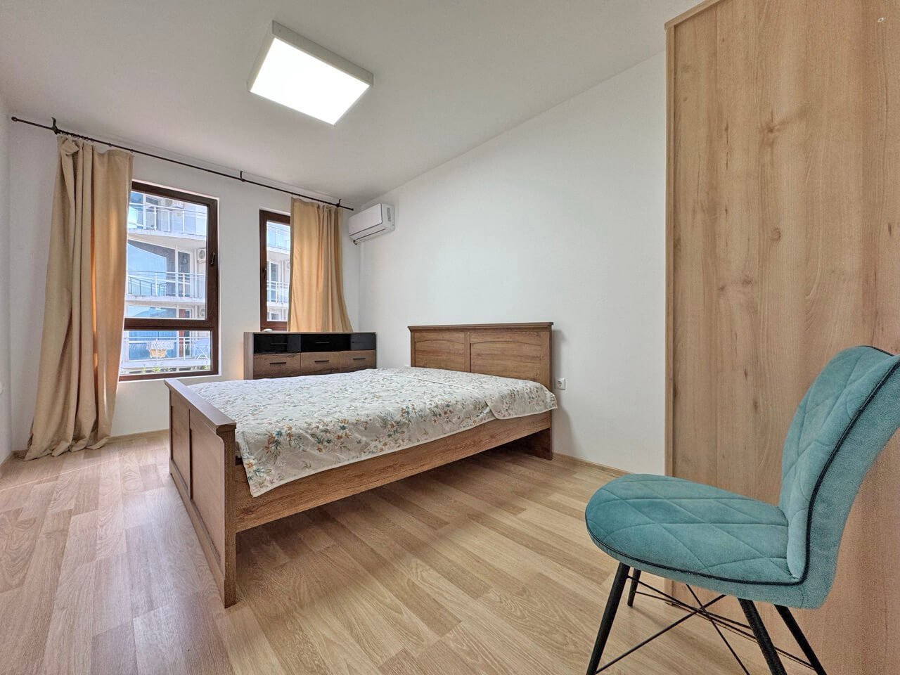 Zweizimmerwohnung im Komplex Helena in Sarafowo, Bulgarien