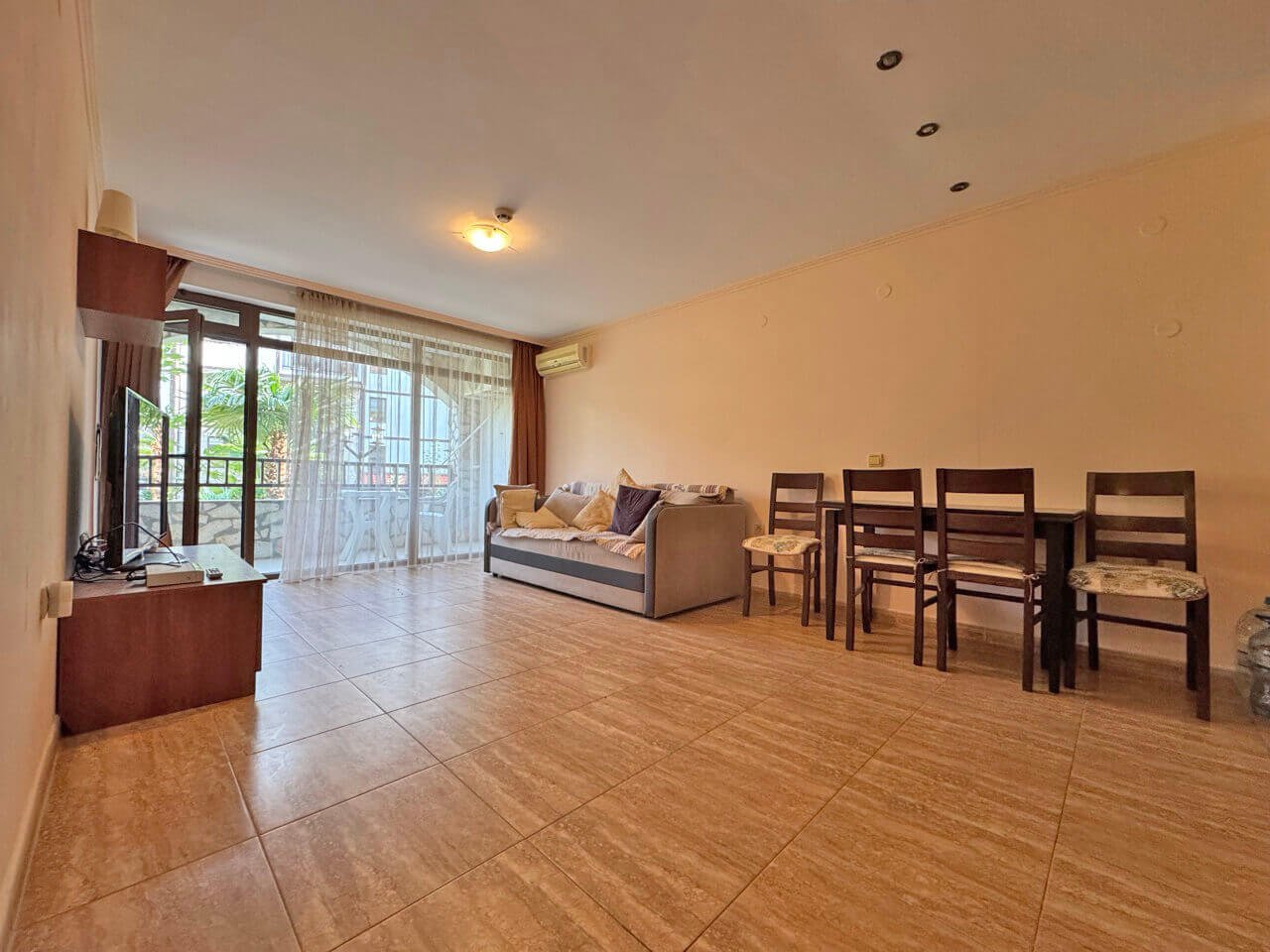 Zweizimmerwohnung im Komplex Etara mit Blick auf den Garten in Sveti Vlas, Bulgarien