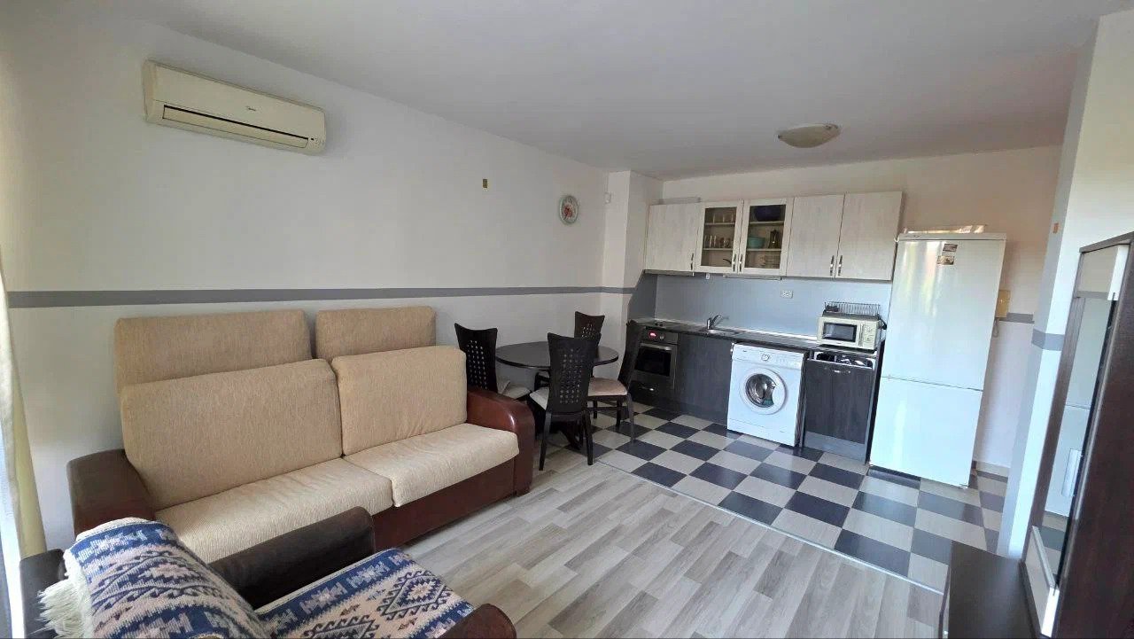 2 Zimmer Wohnung im Komplex Butterfly Sveti Vlas Bulgarien