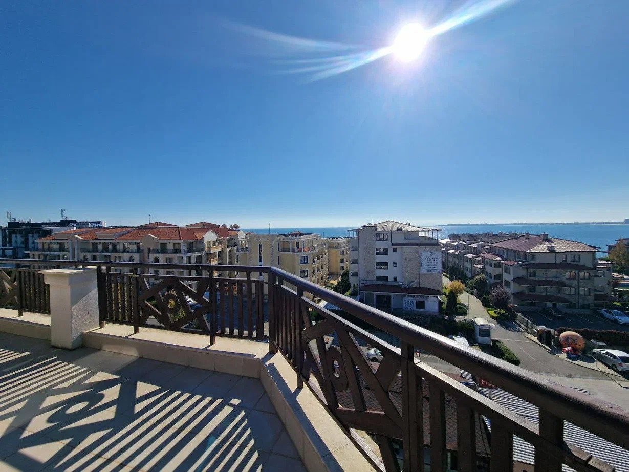 2 Zimmer Penthouse Wohnung im Royal Palm mit Meerblick in Sveti Vlas Bulgarien