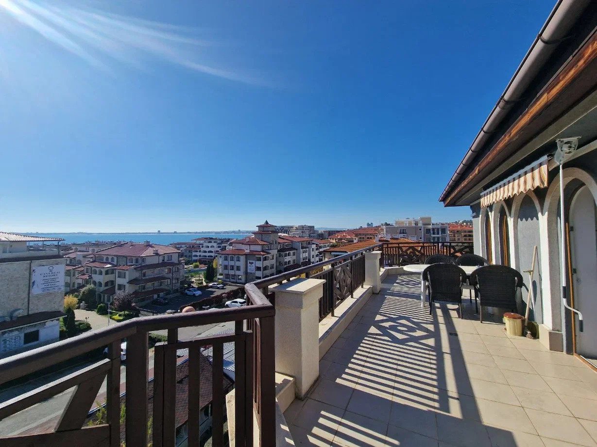 2 Zimmer Penthouse Wohnung im Royal Palm mit Meerblick in Sveti Vlas Bulgarien