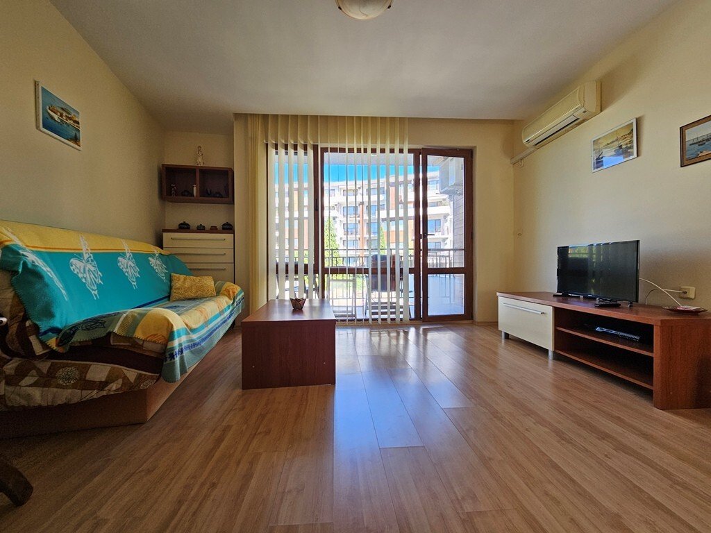 st-vlas-bulgaria-2-bedroom-apartment-messambria-fort-beach-2-8qhKj5pUWEf8LR7U