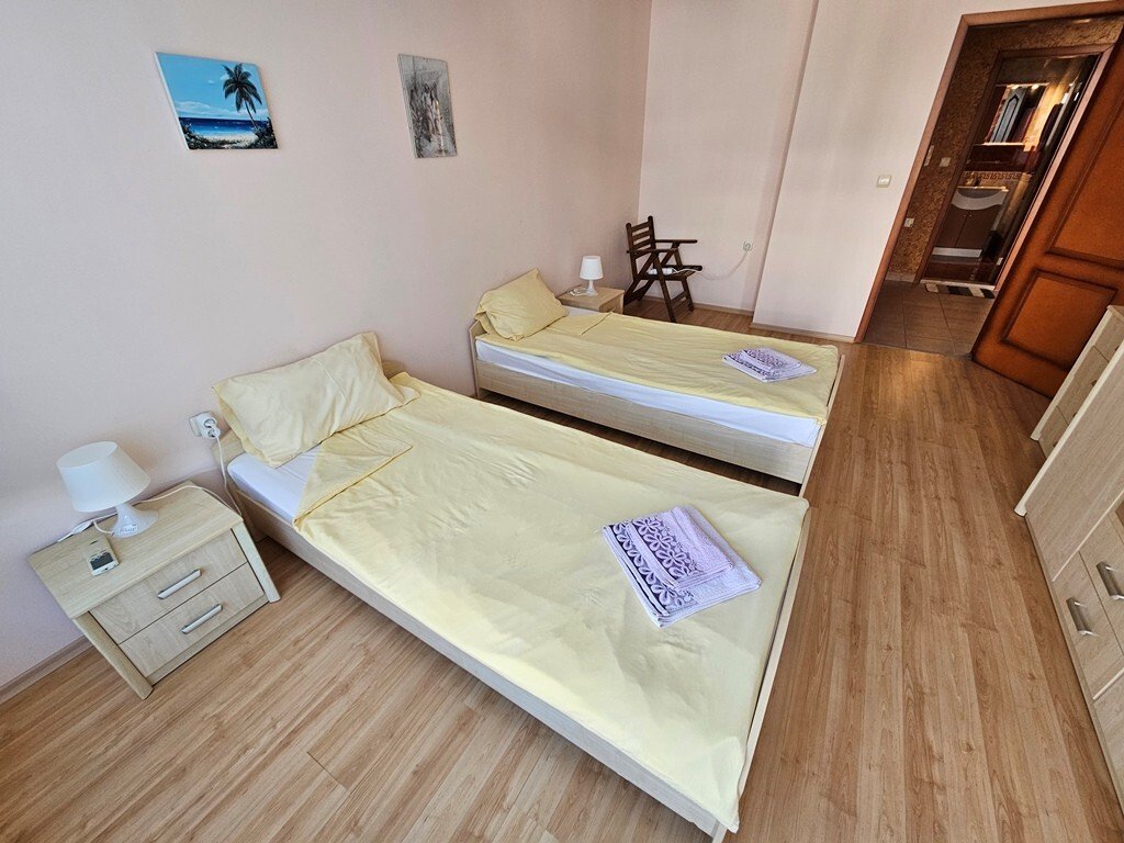 st-vlas-bulgaria-2-bedroom-apartment-messambria-fort-beach-2-FCjFCtwPUbIrNwRT