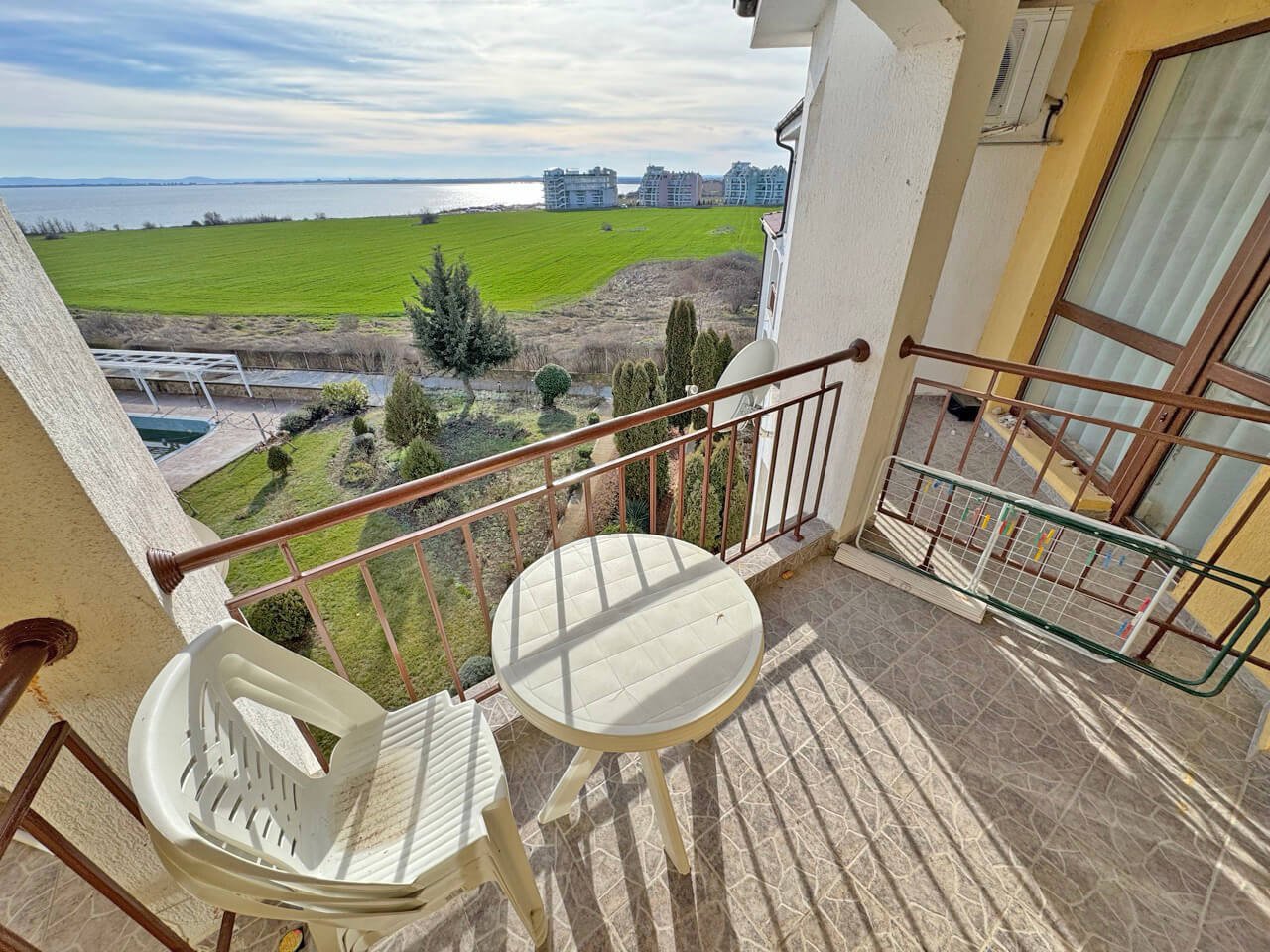 Two-room apartment with sea view in the "Rutland" complex, Ravda, Bulgaria