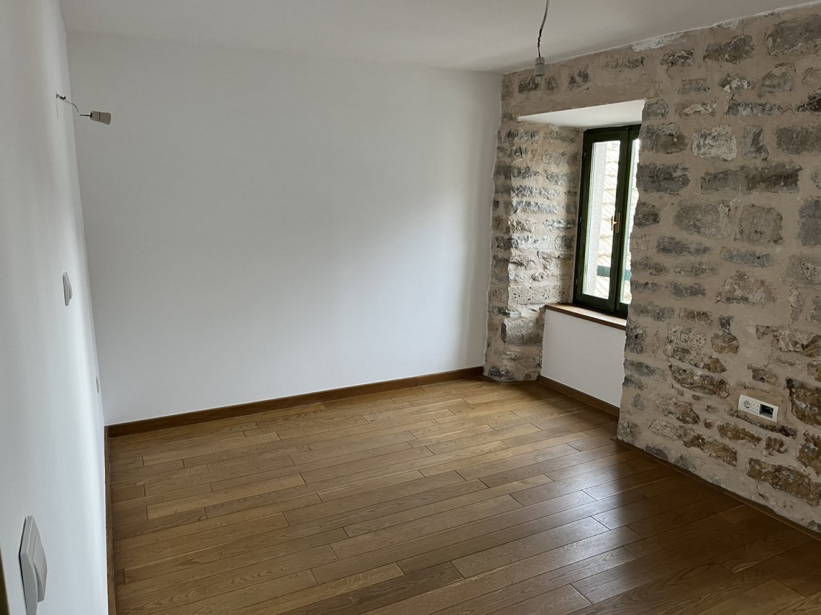 Renovated stone house by the sea in Lepetane, Tivat - Ideal combination of history and modern living