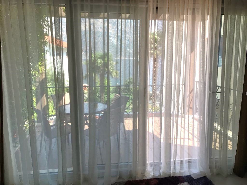 Unique villa right by the sea in Stoliv with a large garden, garage and panoramic sea views.