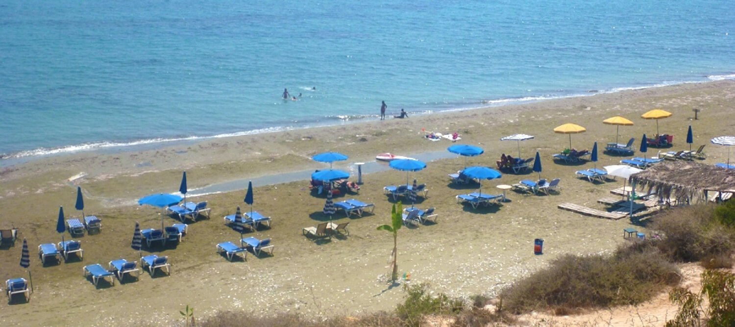 luxury 3 bedroom apartment in Larnaca , two bathrooms