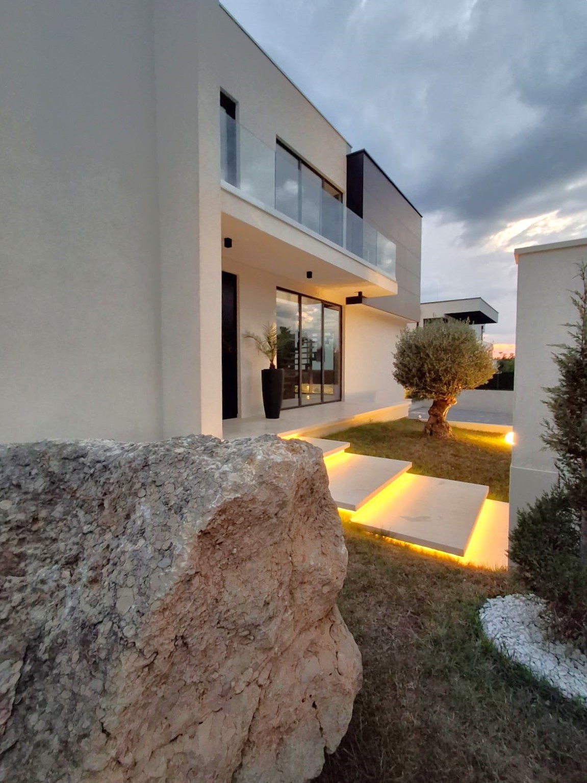 Exclusive villa with swimming pool, jacuzzi and sauna 70 m from the sea in Privlaka