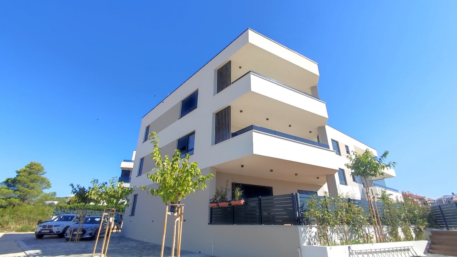 Modern apartment with sea view 400 m from Vodice beach