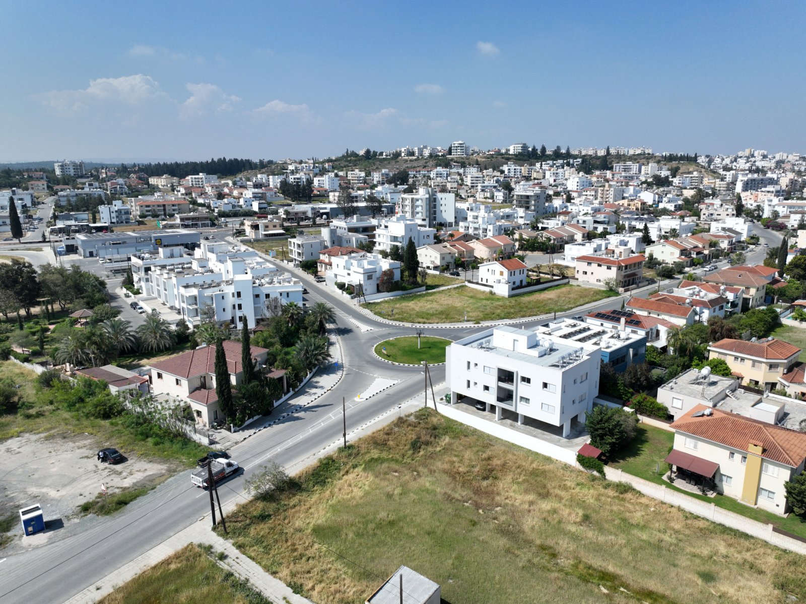 2 rooms ideally for rent to students in Nicosia, yield 7-8% per year