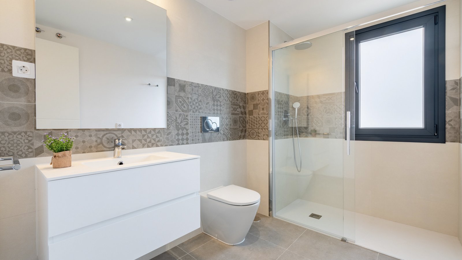 Premium house in Mallorca, Luz de Cala Ratjada – 600 meters from the port and the crystal clear sea.