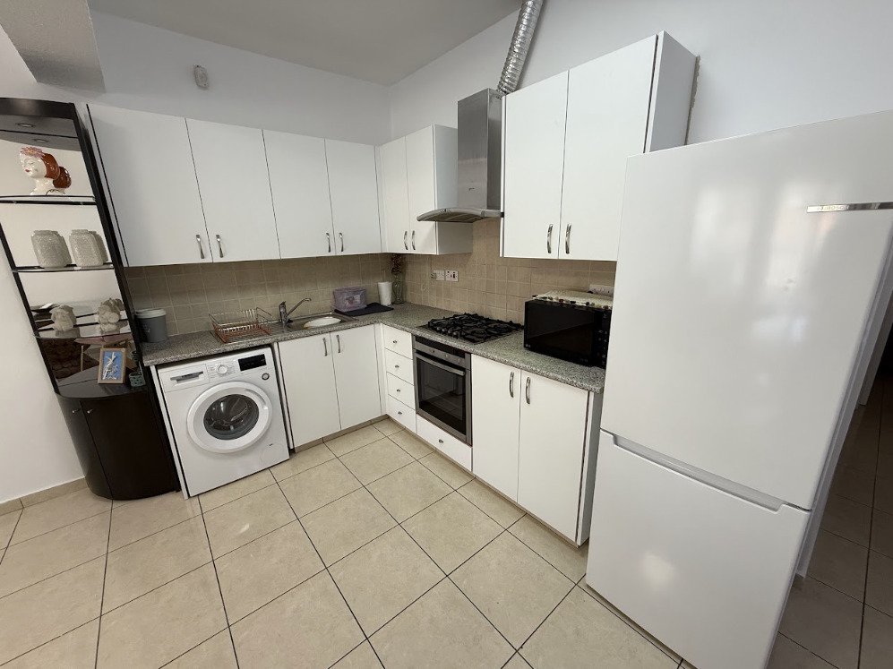 Comfortable three-room apartment with mountain views - ideal for living and recreation, Paphos