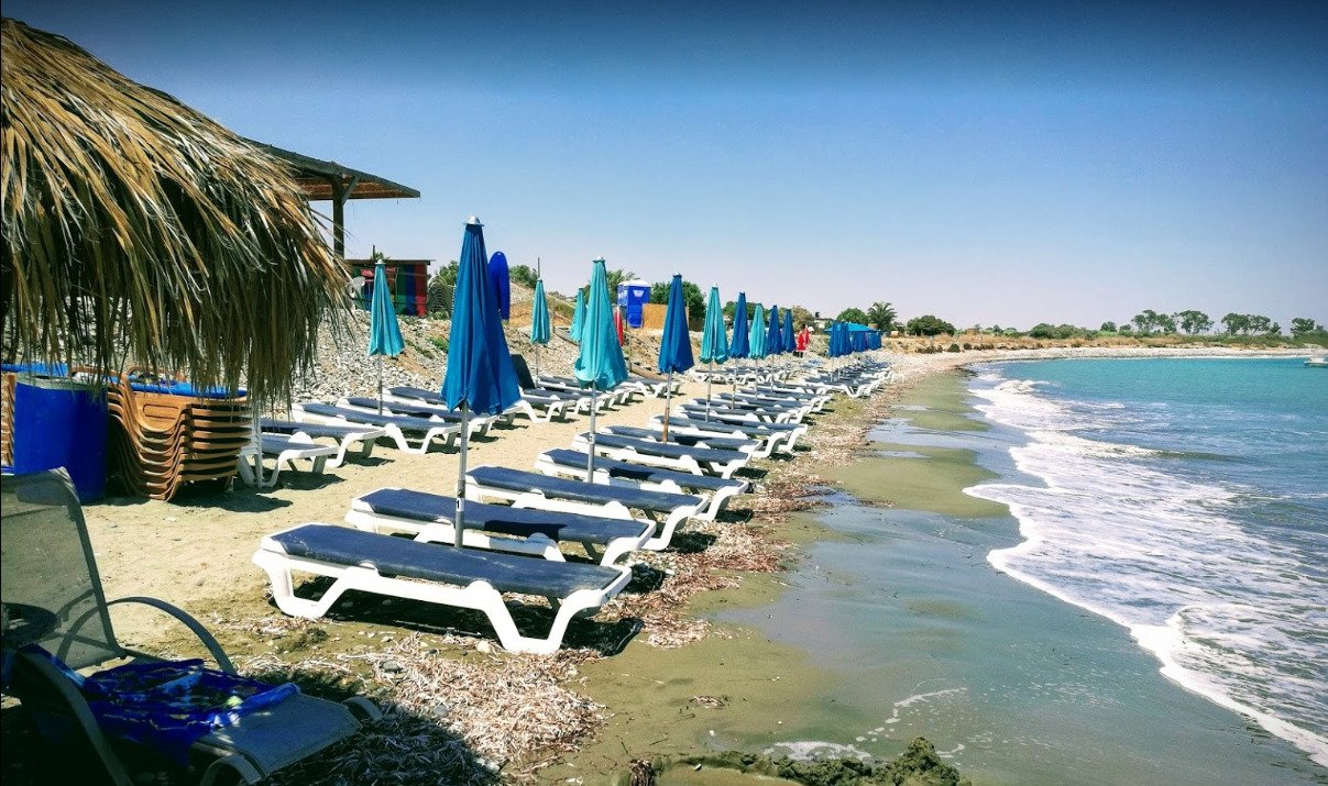 Spacious 3-bedroom apartment in a prestigious part of Paphos