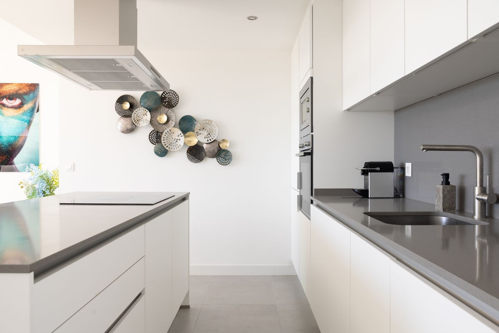 Modernes Apartment mit atemberaubendem Meerblick in La Resina, Costa del Sol