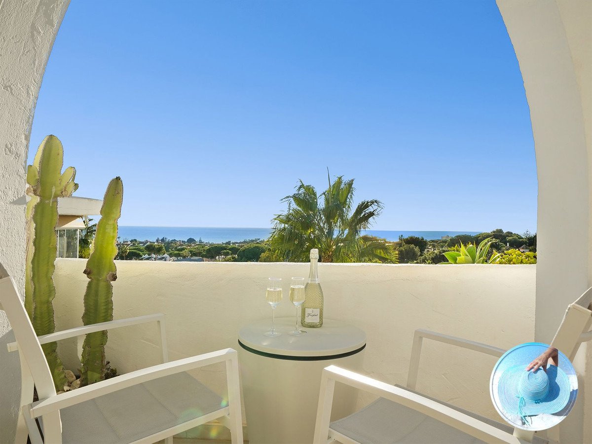 Luxuriöses zweistöckiges Penthouse mit Meerblick im Herzen von Marbella
