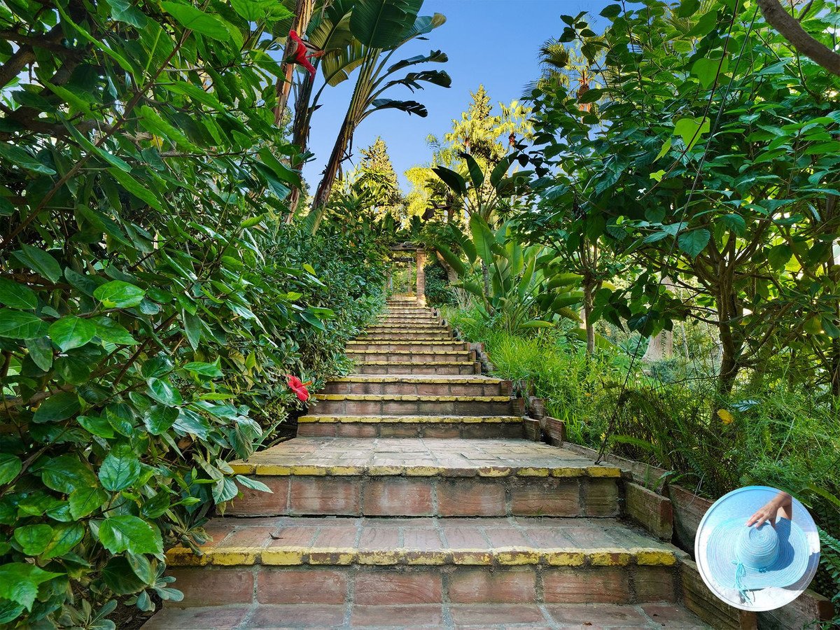 Luxuriöses zweistöckiges Penthouse mit Meerblick im Herzen von Marbella