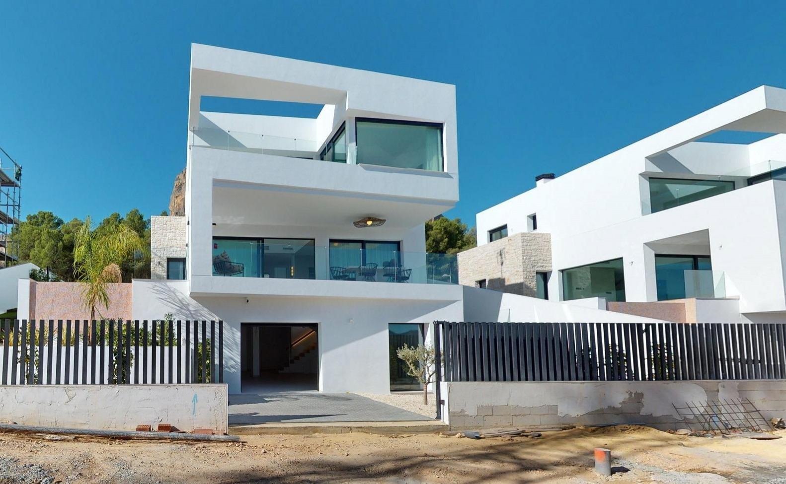 Luxury new villa with swimming pool and panoramic sea and mountain views - Polop, Costa Blanca