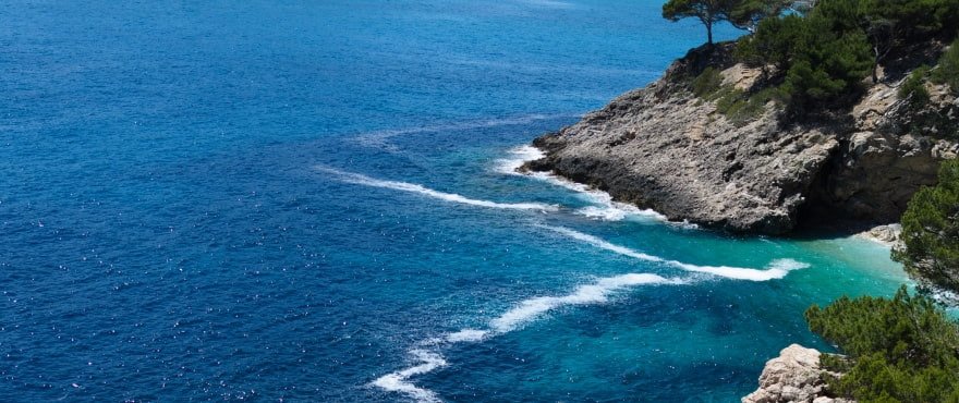 Luxury townhouse with garage - modern living with traditional charm in the heart of Mallorca