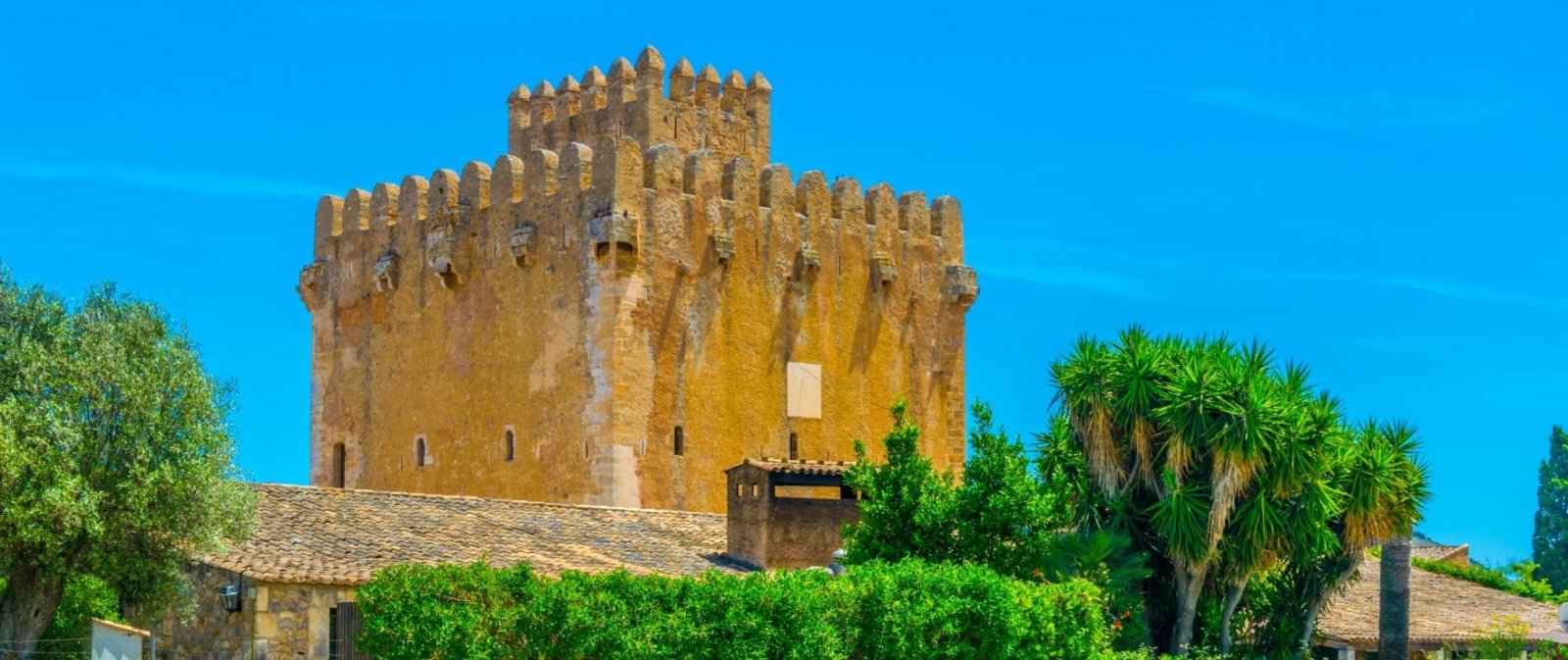 Exclusive duplex for lovers of space and privacy - stylish living in the heart of Mallorca