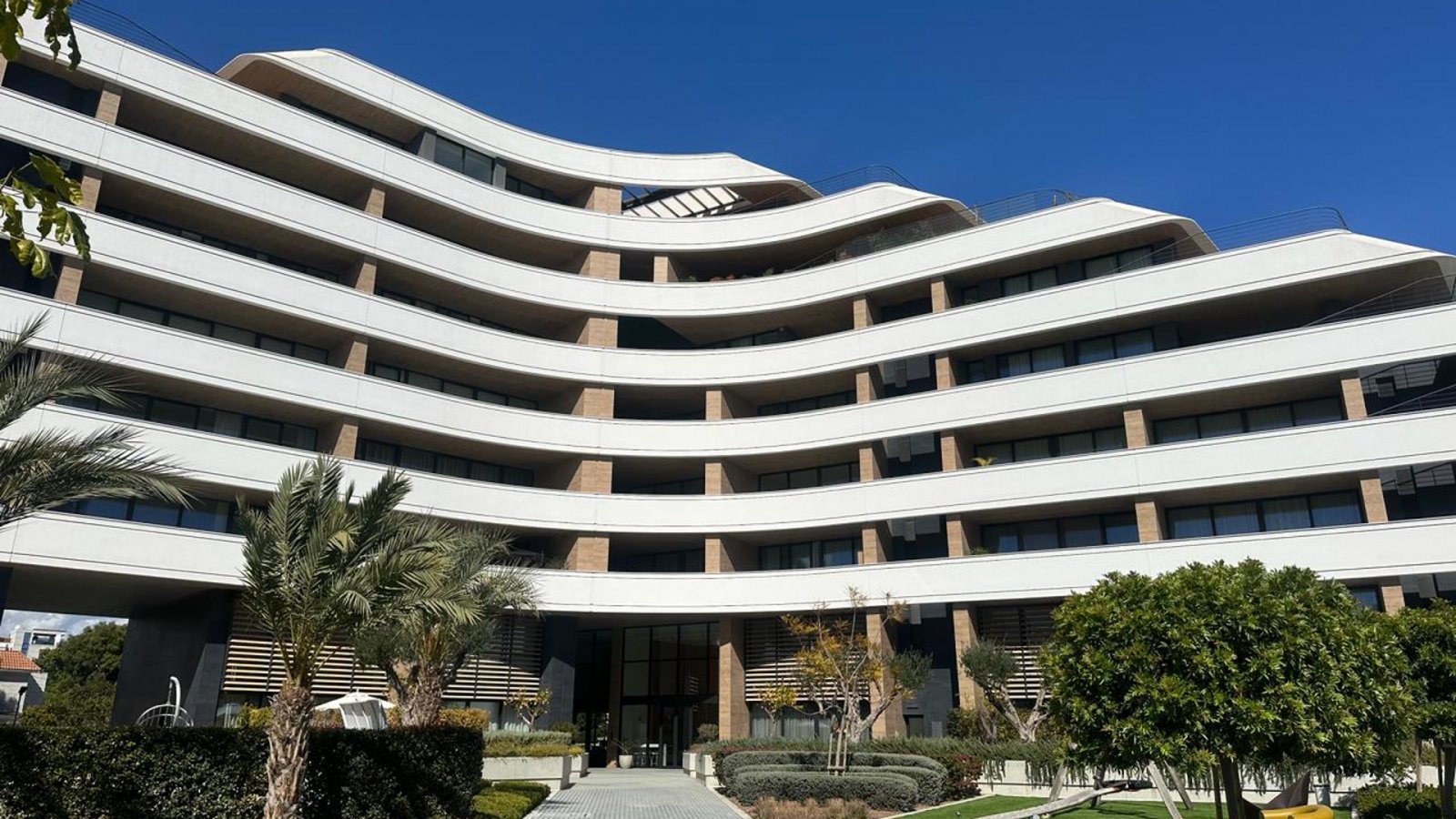 Luxury four-bedroom apartment → within walking distance of the beach → Limassol