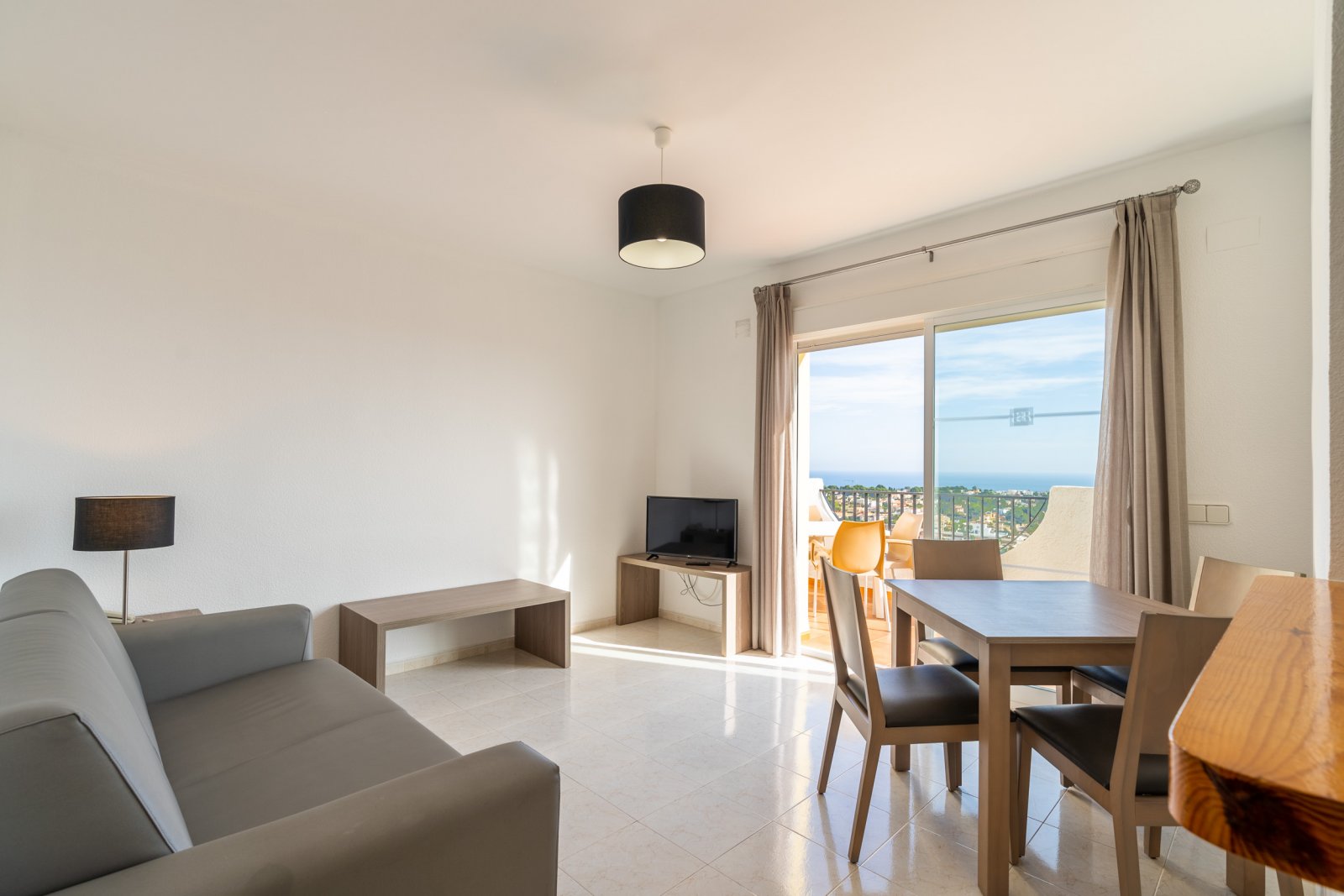 Modern apartments → 3 km from the sea, communal pool → Calpe