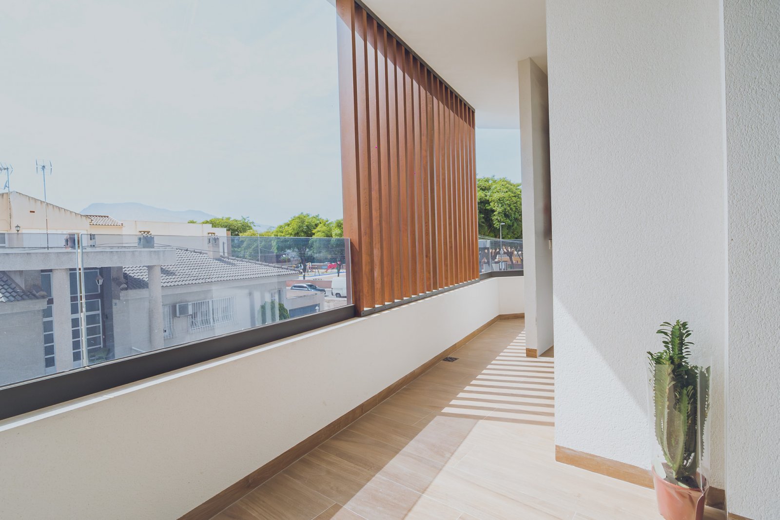 Exclusive apartments and penthouses → private terraces, garages and quiet surroundings → Redován