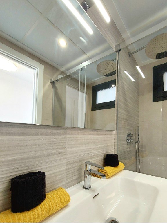 Modern apartments with pool and terraces, San Miguel de Salinas