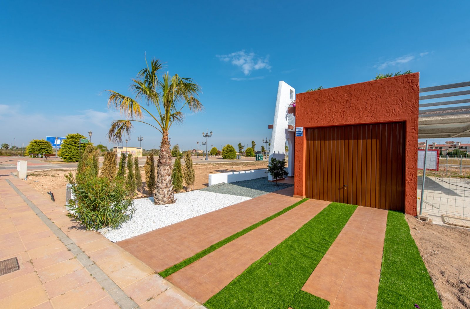 Exclusive houses with private pool 1 km from the sea, Los Alcázares