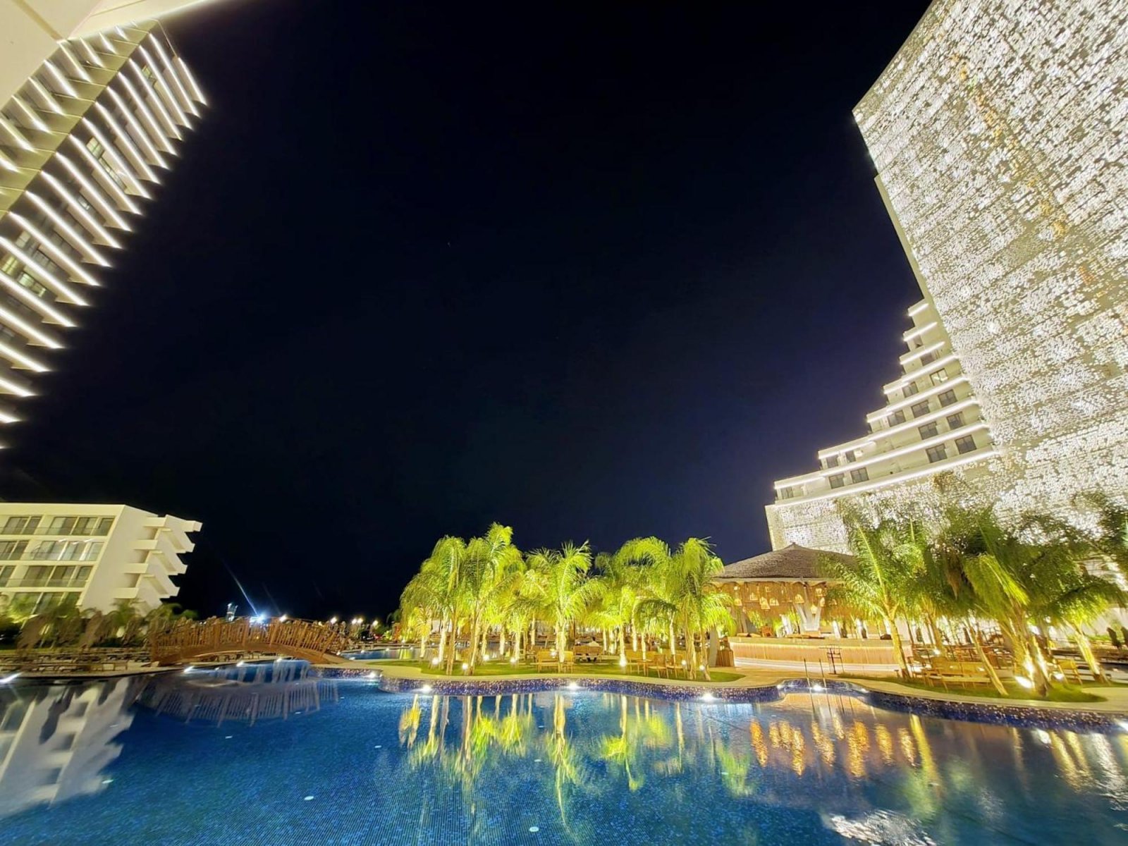 Elegant 1+1 Apartment for Sale in Grand Sapphire Resort — İskele, Long Beach, Northern Cyprus