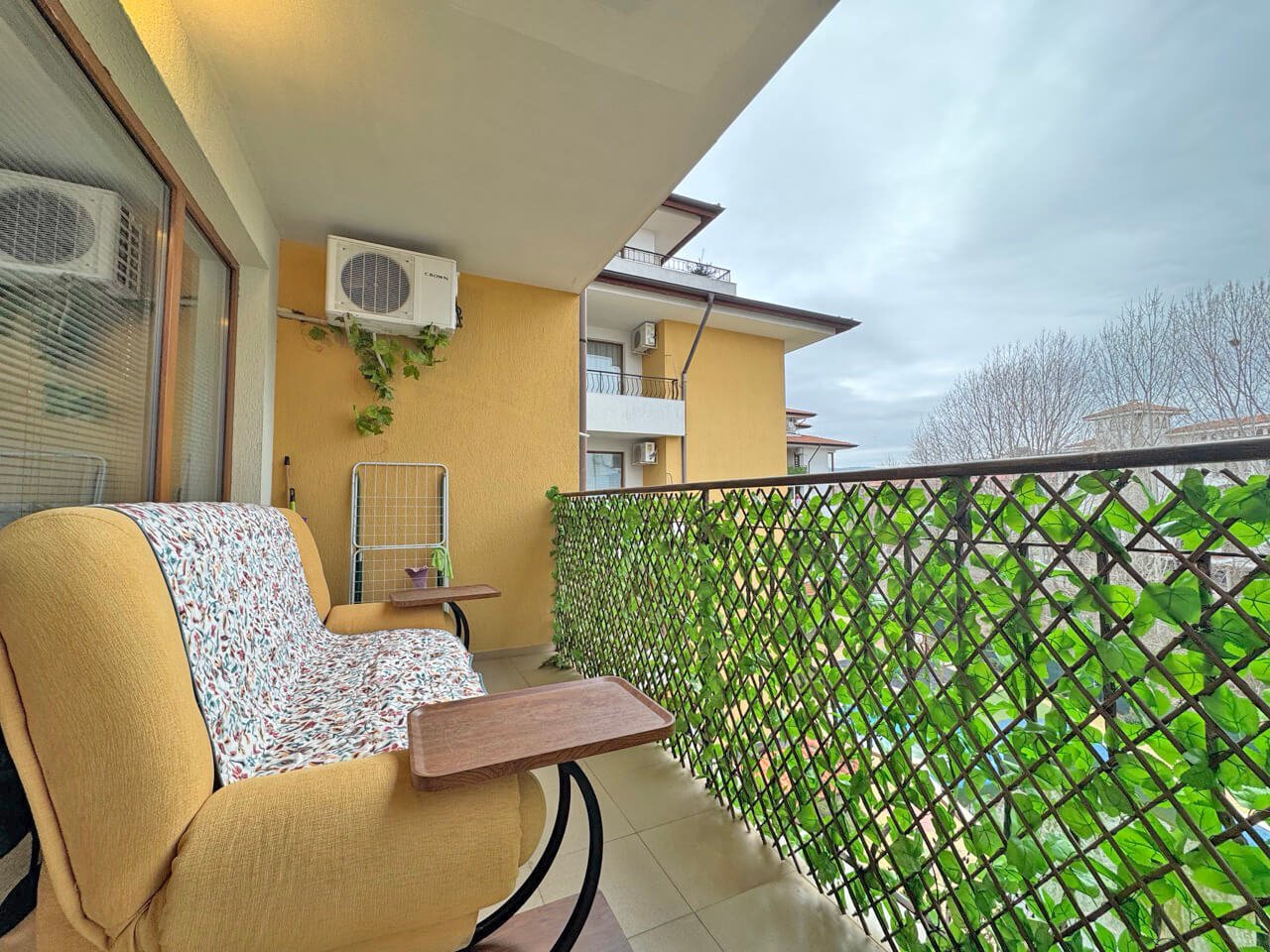 Two-room apartment with a view of the pool in the Diamond Bay complex, Sunny Beach, Bulgaria.