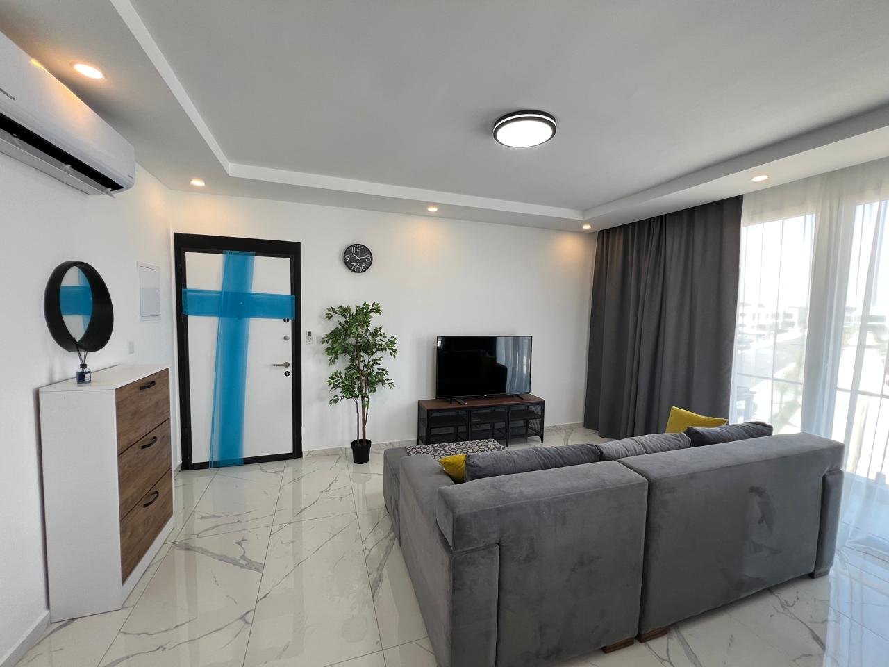 2+1 penthouse