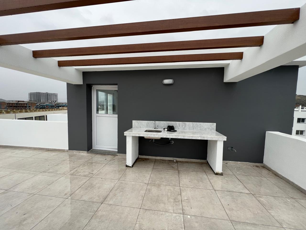 2+1 penthouse