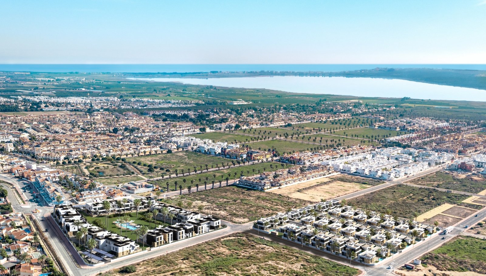 Modern family house, private pool and garden, Ciudad Quesada