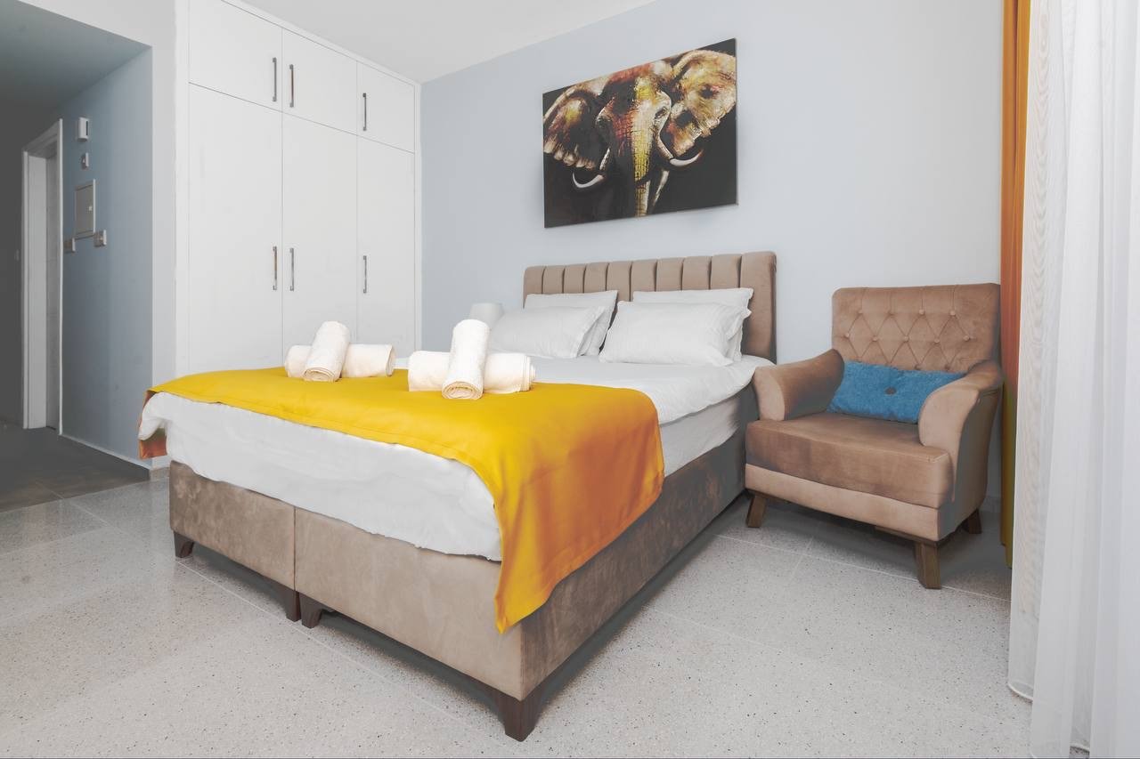 studio apartment