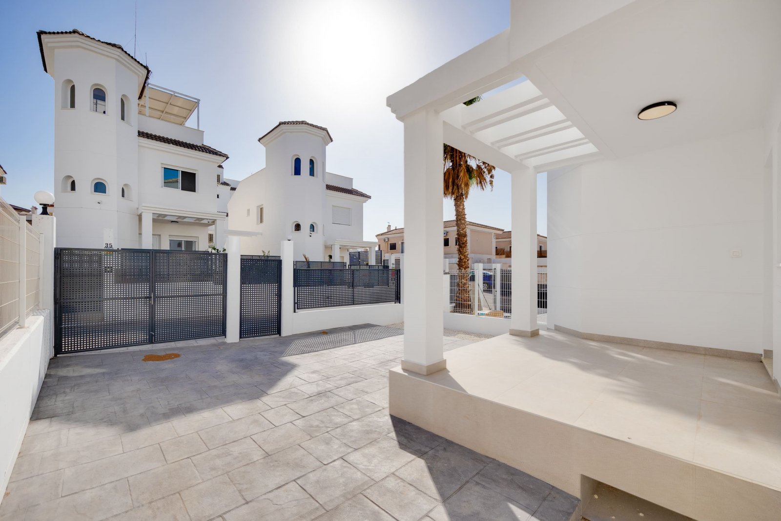 Exclusive detached houses, 5 km from the sea, San Fulgencio
