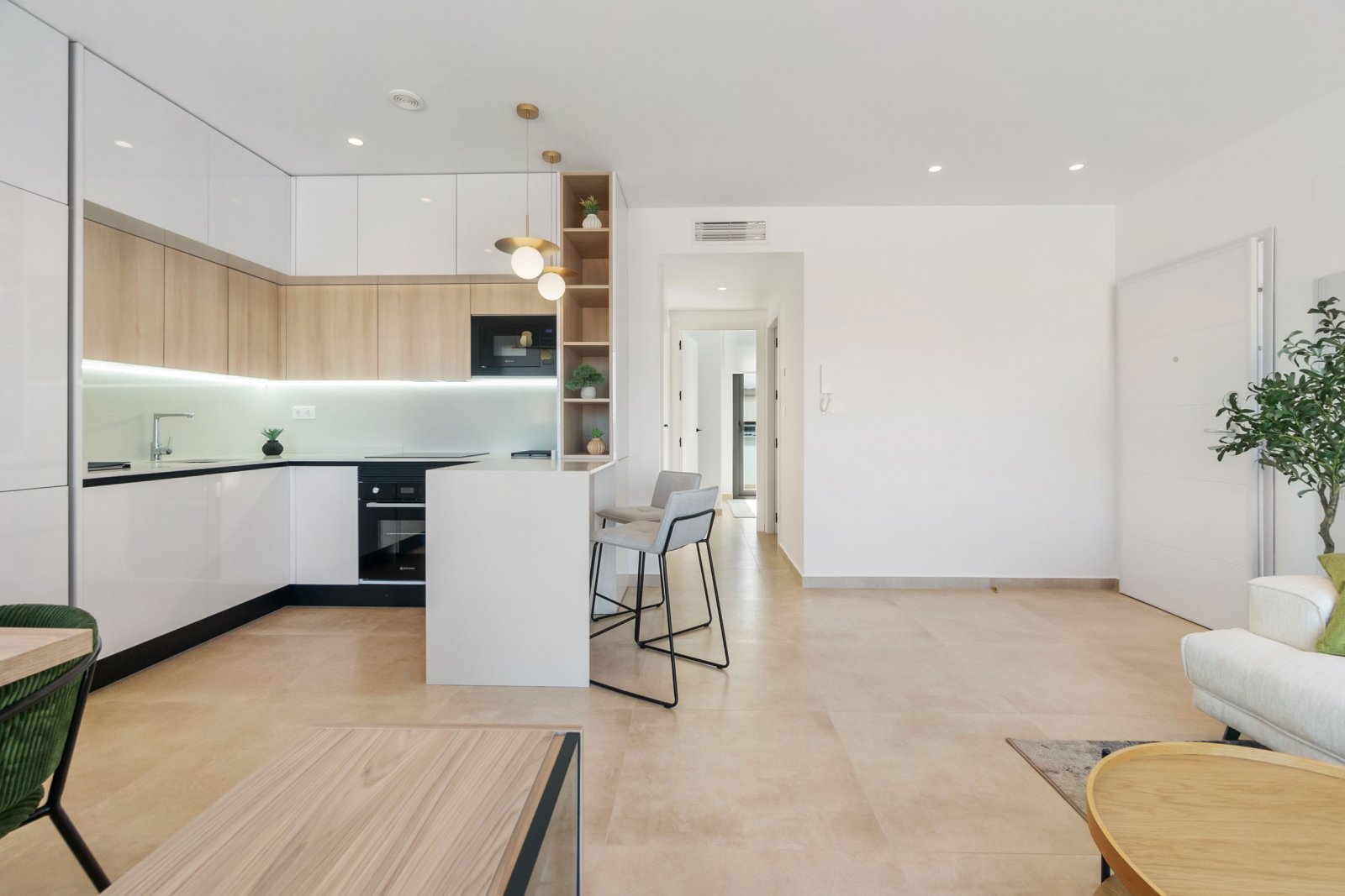 Moderner Bungalow, 4 km vom Meer entfernt und mit Gemeinschaftspool, Torrevieja