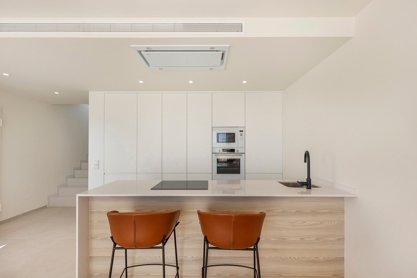 Modern detached chalet, with private pool and garden 2 km from the sea, Los Alcázares