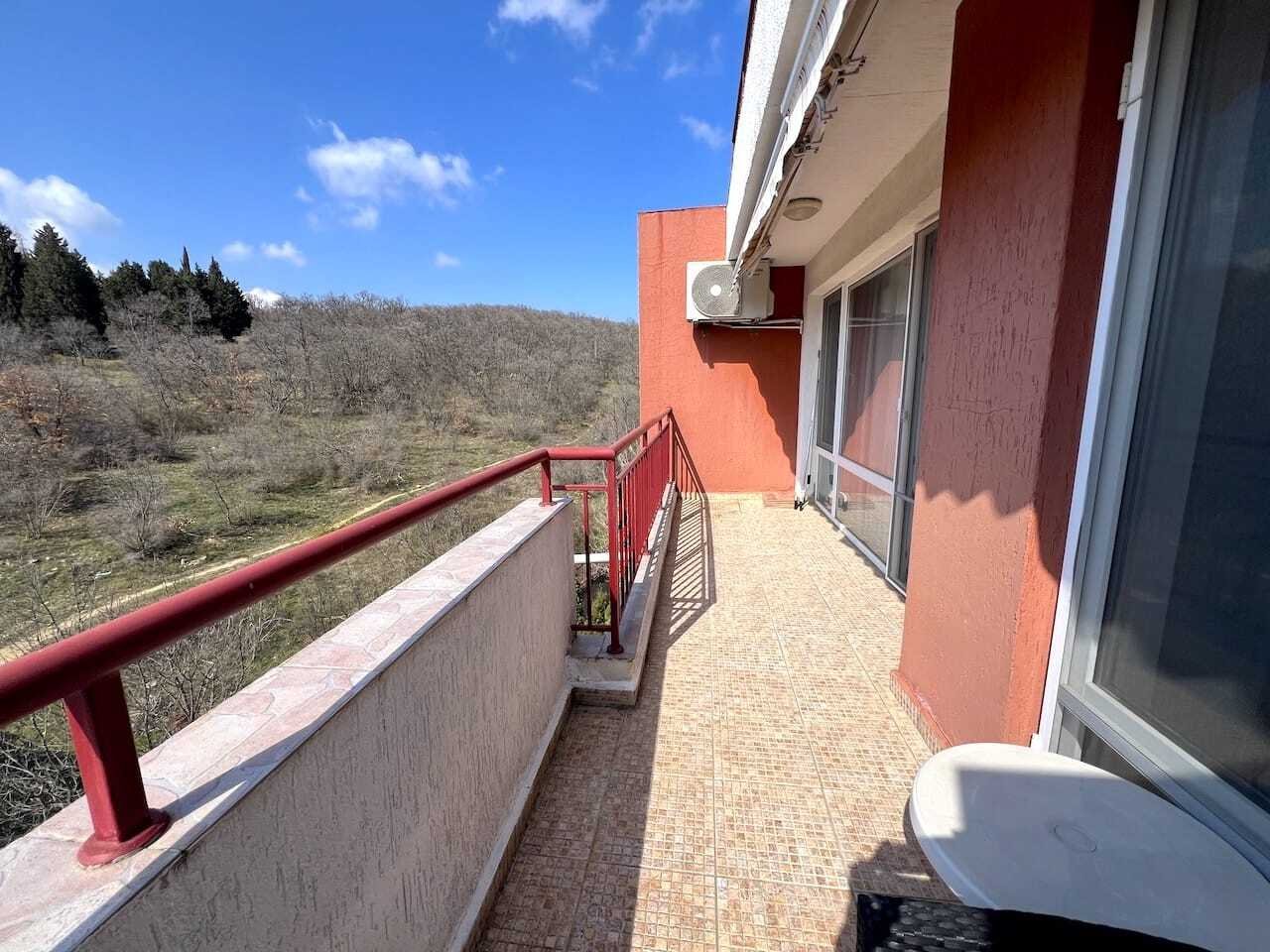 Apartment with 1 bedroom in the Green Fort complex, Sveti Vlas 🌊 with sea and forest views