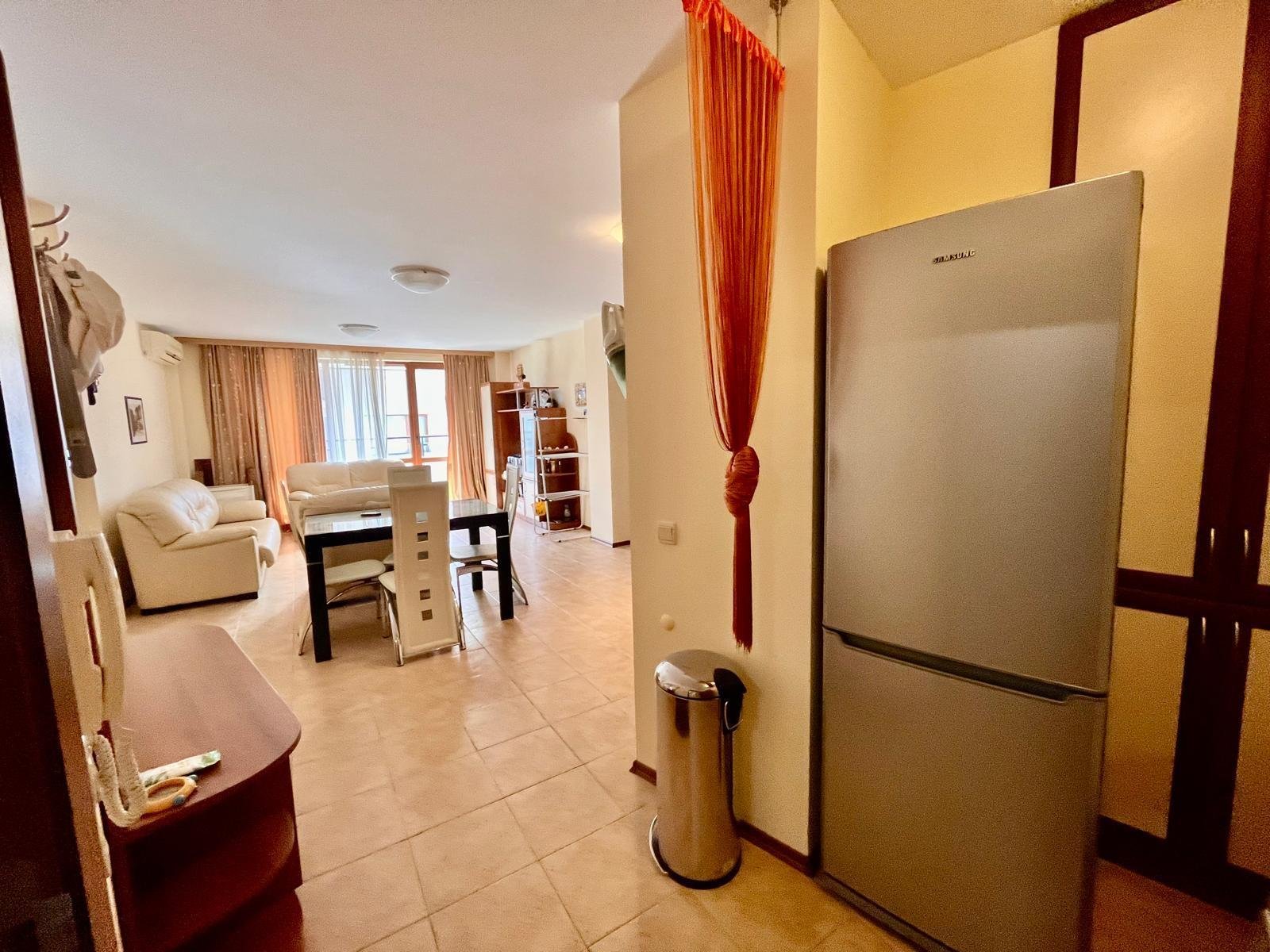 Three-room apartment in the Sunny Victory complex – 300 meters from the sea