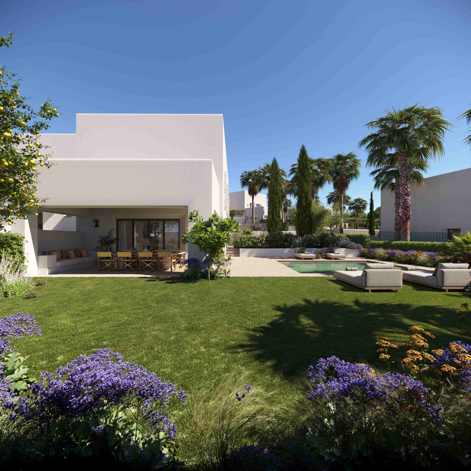 Luxury semi-detached houses with private pool by the golf course and the sea, Sotogrande