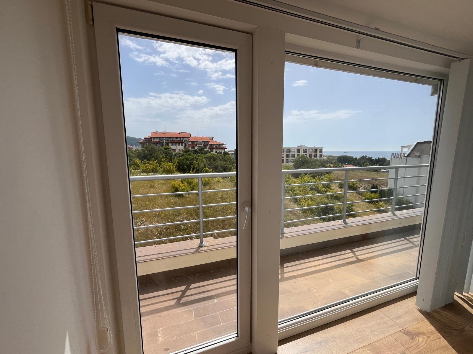 Multi-family apartment in the Solo 2 complex, Sveti Vlas town