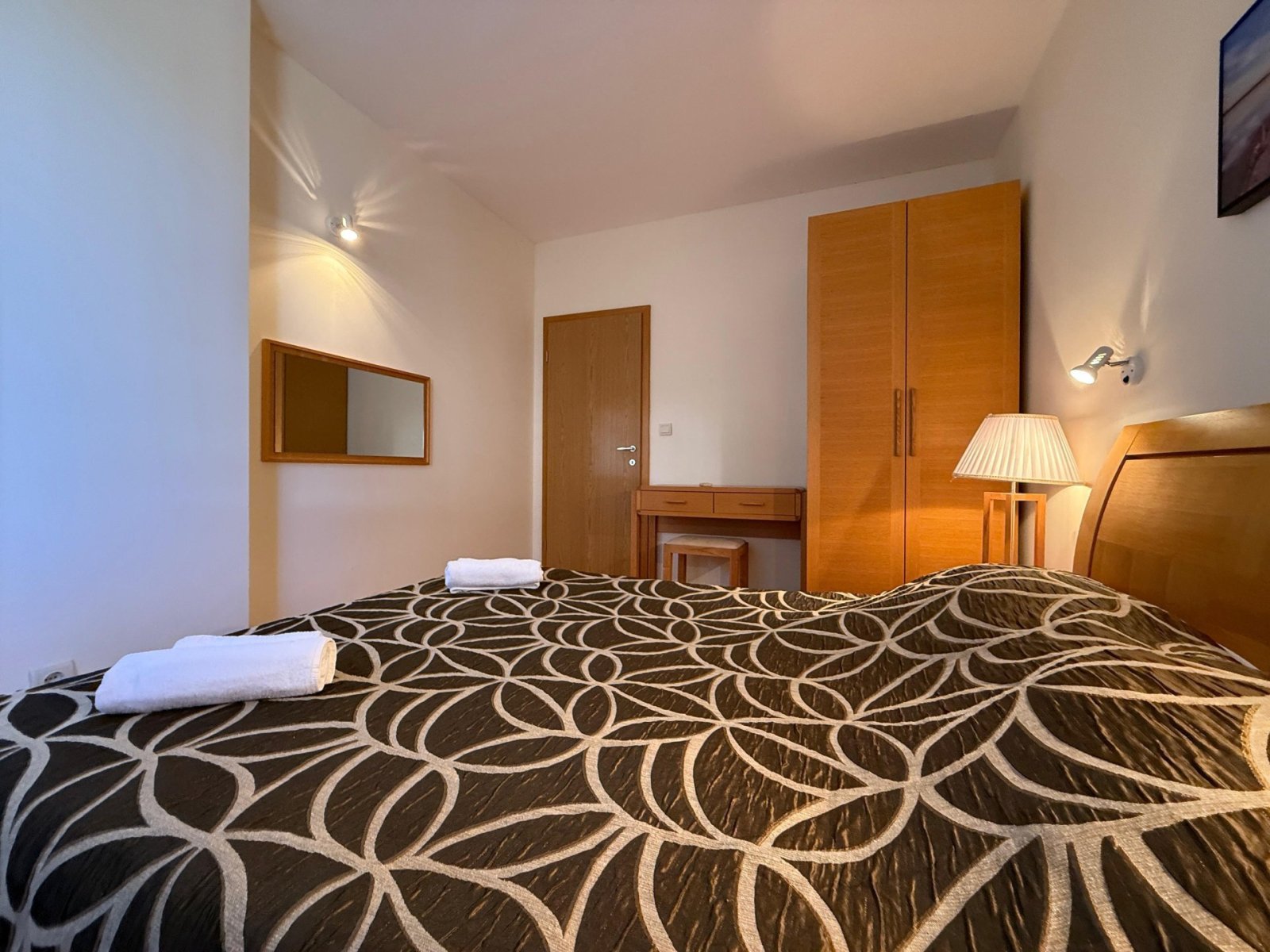 Three-room apartment in the "Garden of Eden" complex, Sveti Vlas