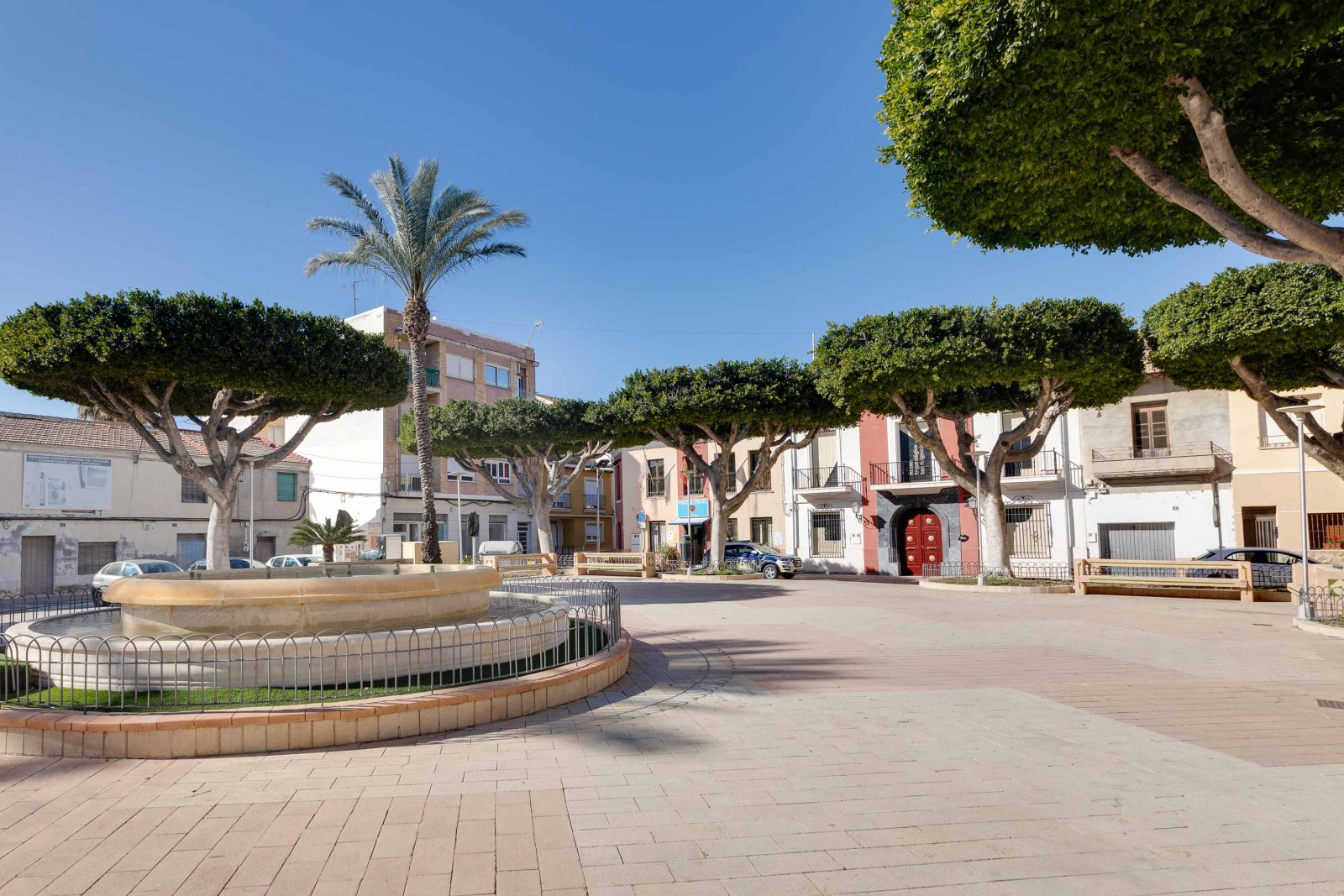 Comfortable apartments with pool and terraces, close to the airport, San Fulgencio