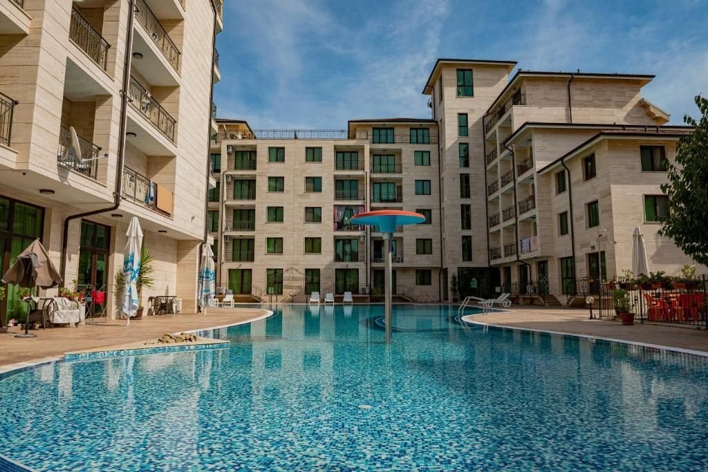 Sunny Beach: 2-room apartment in the Amadeus Lux complex, Sunny Beach, Bulgaria 