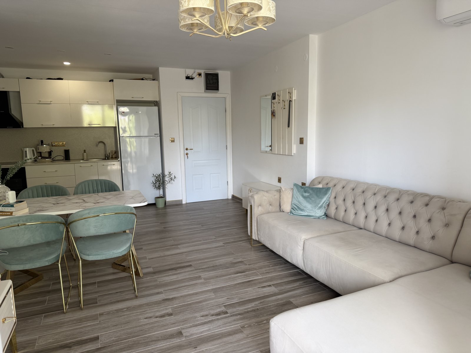 Modernly furnished 2-room apartment in Privilege Fort Elenite, Bulgaria