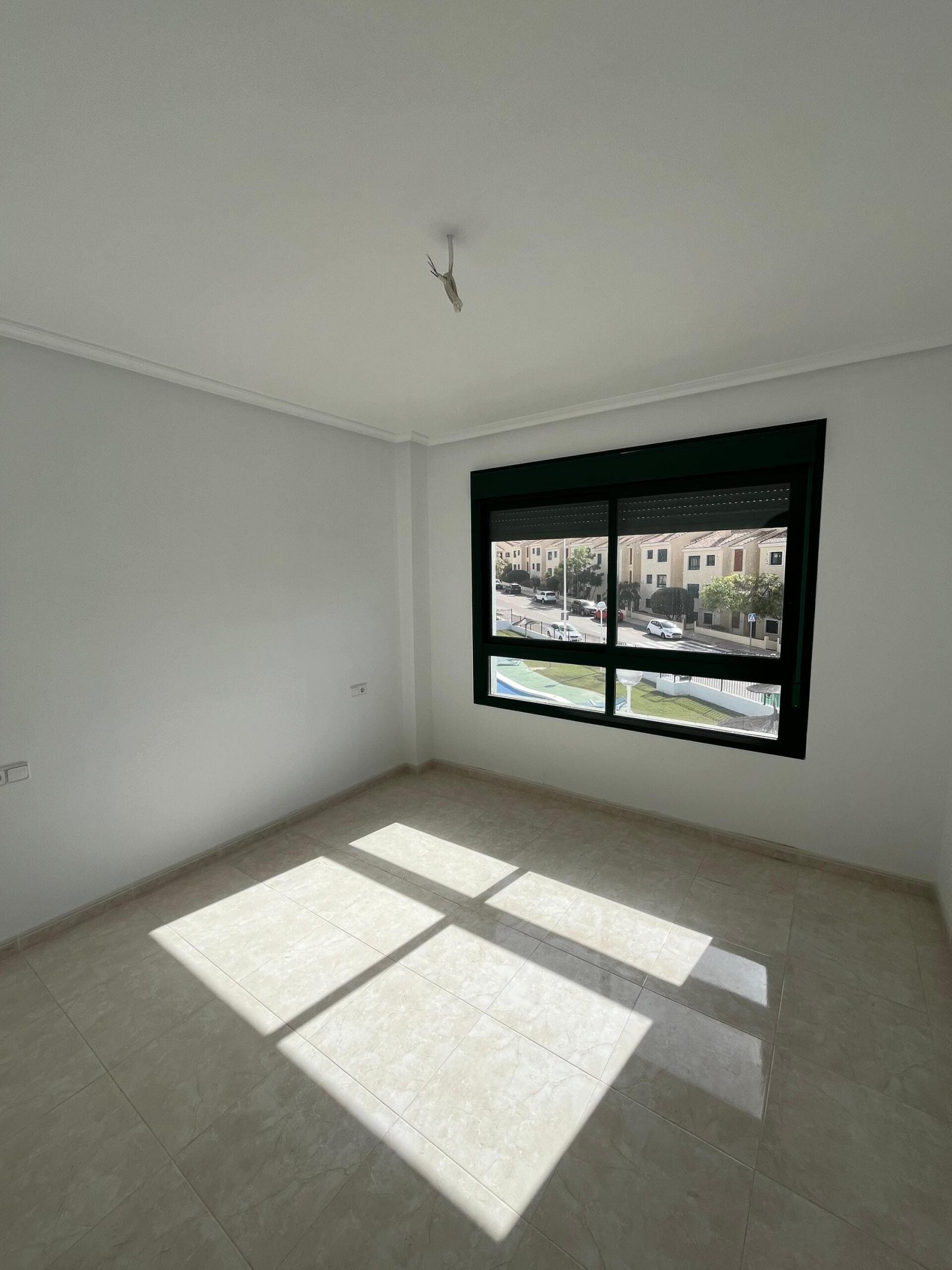 Modern apartments with pool and garden, Orihuela
