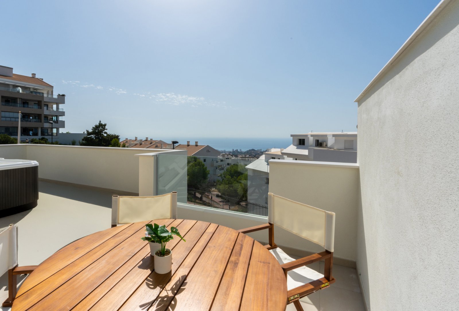 Exclusive apartments with sea views, close to golf, Benalmádena