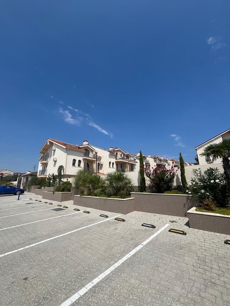 Apartment 1+1 in the Grand Village Complex, Kosharitsa, Bulgaria