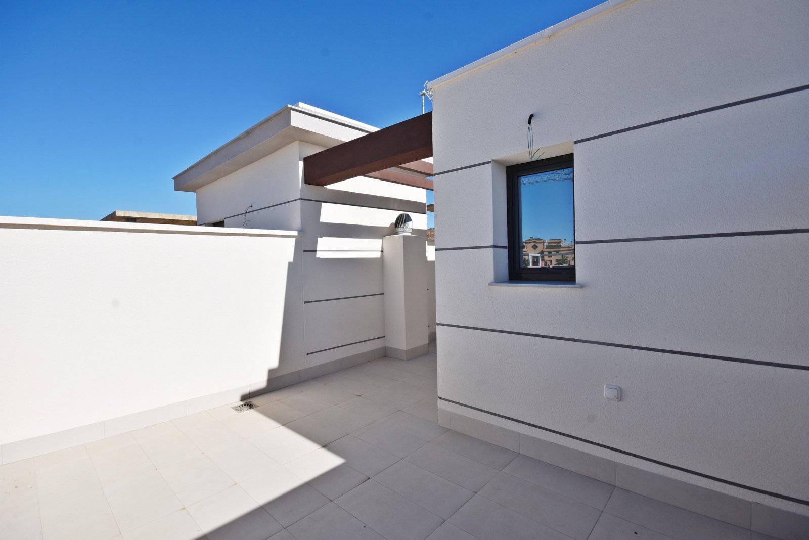 Modernes Stadthaus mit Pool und Solarium, 350 m vom Meer entfernt, Puerto de Mazarrón, Murcia