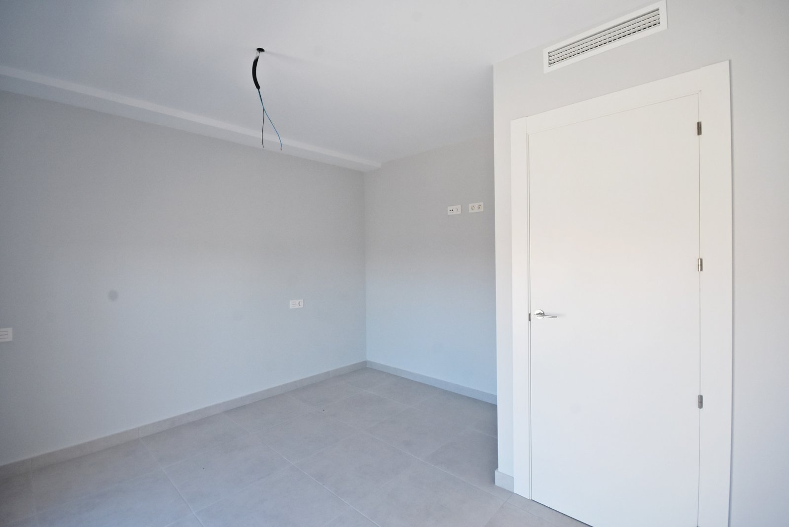 Modernes Stadthaus mit Pool und Solarium, 350 m vom Meer entfernt, Puerto de Mazarrón, Murcia